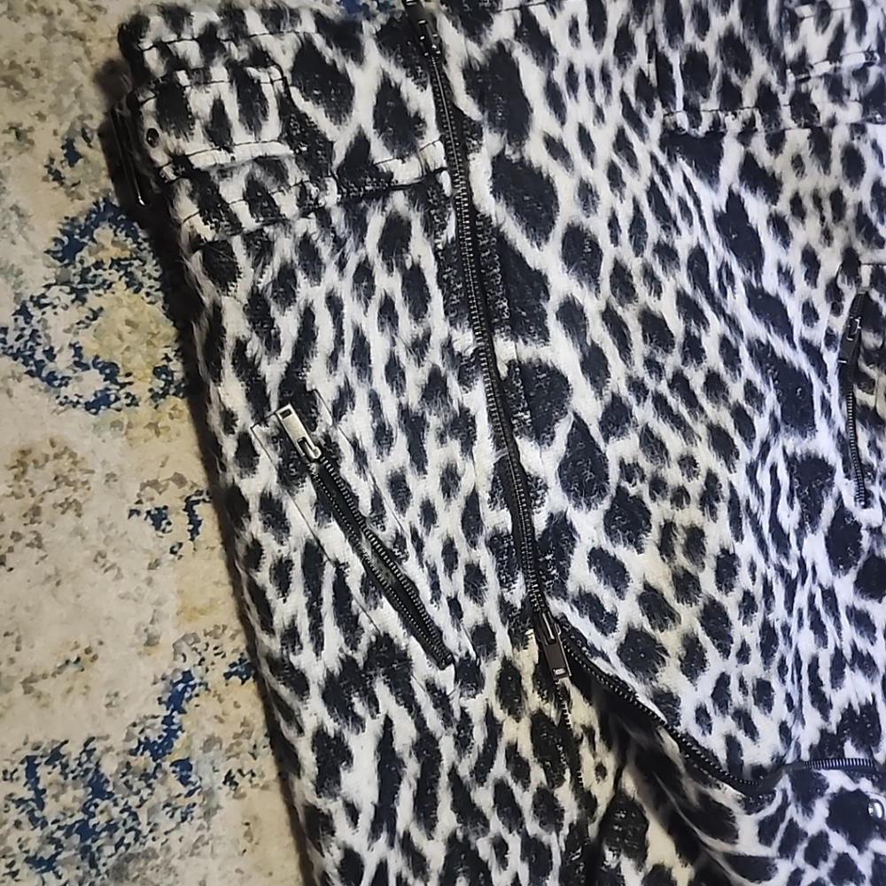 Banana Republic Snow Leopard Cocoon Jacket Coat Size XS - Picture 11 of 14